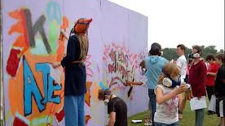 Graffiti Wall – 6′ x 8′ | Rental