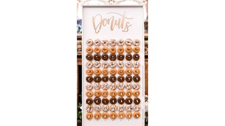 2′ x 4′ White Wood Donut Wall | Rental 2′ x 4′ White Wood Donut Wall | Rental