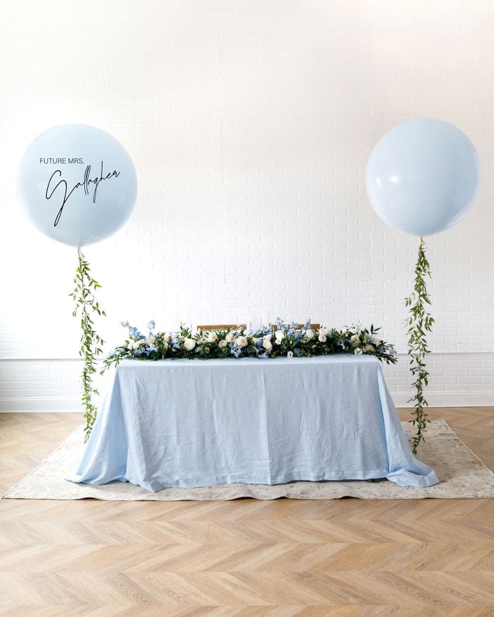 Provence – The Marion Personalized Set with Floral | Rental Provence – The Marion Personalized Set with Floral | Rental