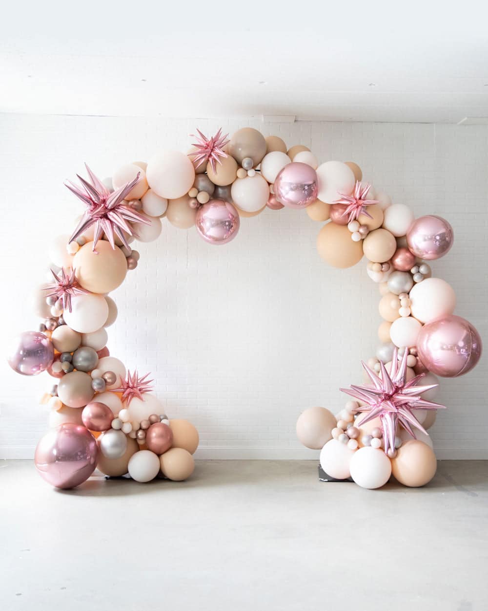 Petits Pastels – Circle Aeropole Install | Rental