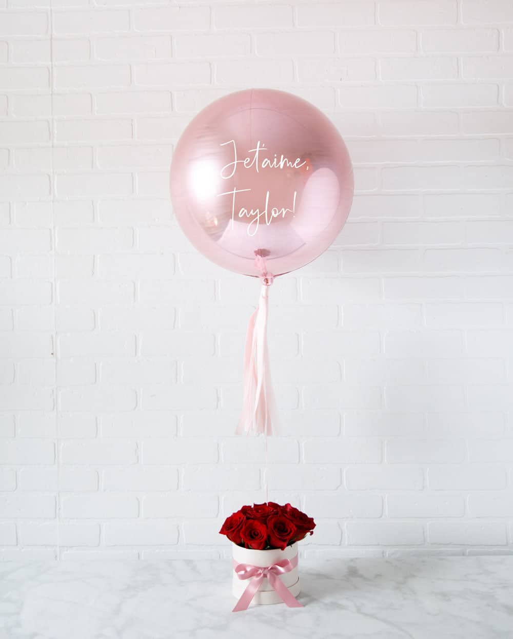 GIFT-Rose Gold Orb and Red Rose Bloom Box | Rental GIFT-Rose Gold Orb and Red Rose Bloom Box | Rental