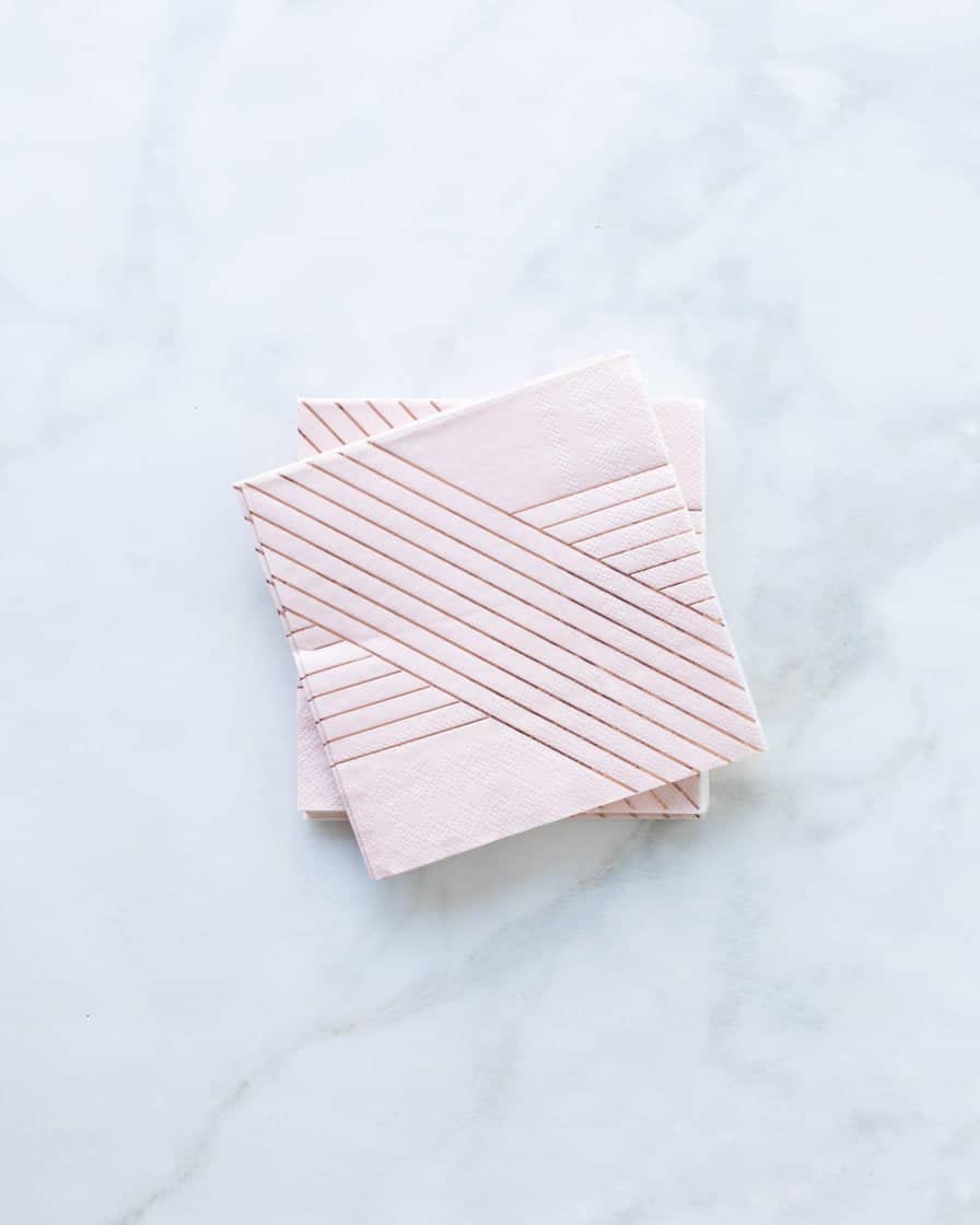 Harlow & Grey – Amethyst Small Napkins – pack of 20 | Rental Harlow & Grey – Amethyst Small Napkins – pack of 20 | Rental